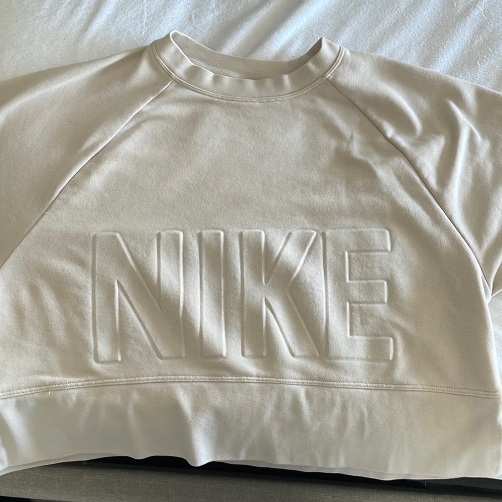 Nike Cropped Sweater